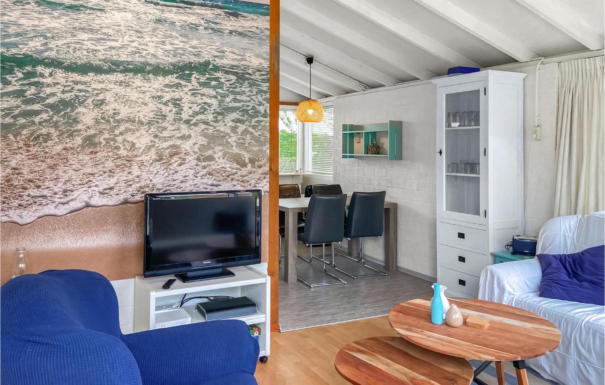 Stunning home in Warmenhuizen with WiFi&3 Bedrooms Schoorldam Buitenkant foto